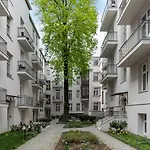 Studio Apartment With Terrace -Starowslna 43